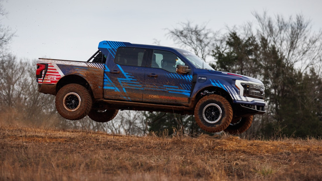 Ford-F-150-Lightning-Switchgear-autoscout24 (2).jpeg