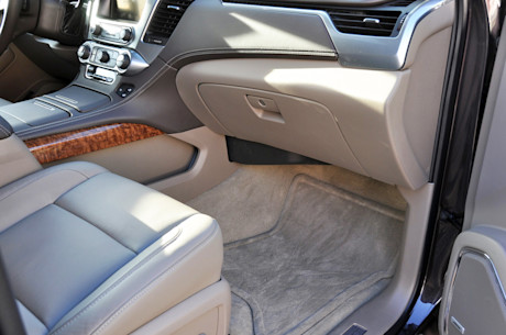 Editorial 2015 chevrolet tahoe suburban pw 15