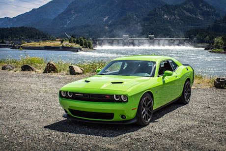 Editorial 11 bm 2015 dodge challenger