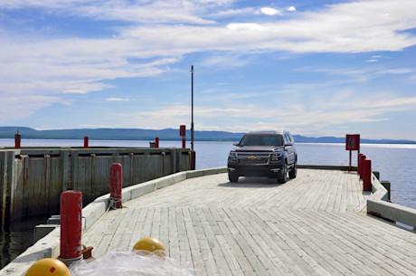 Editorial 2015 chevrolet tahoe suburban pw 20
