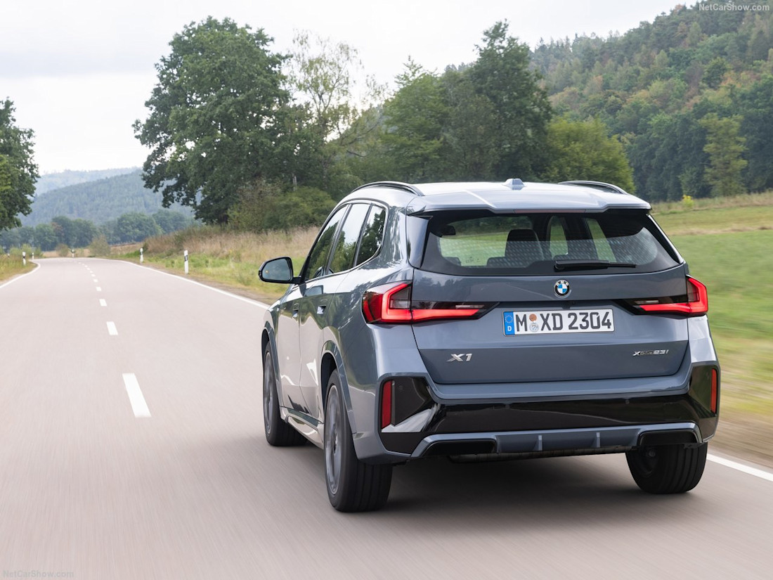 BMW-X1-2023-1280-db893e4fed80a246bbb26a4bb4c54297e2
