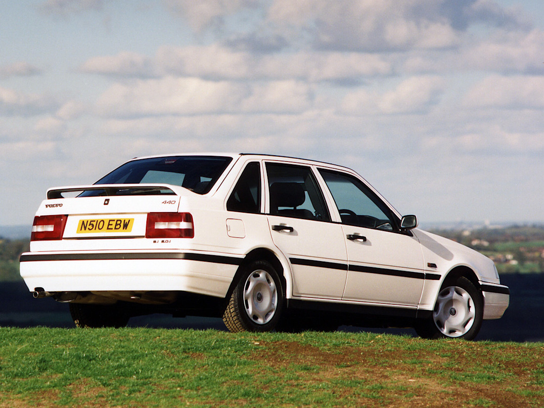volvo_440