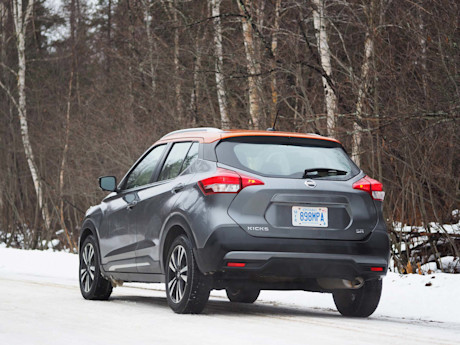 Editorial 2019 nissan kicks sr 05 jp