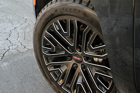 GMC Yukon Denali 2021 : essai routier Image