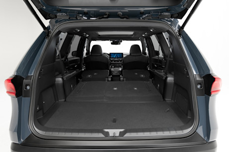 Editorial 2024 toyota grandhighlander stormcloud 026