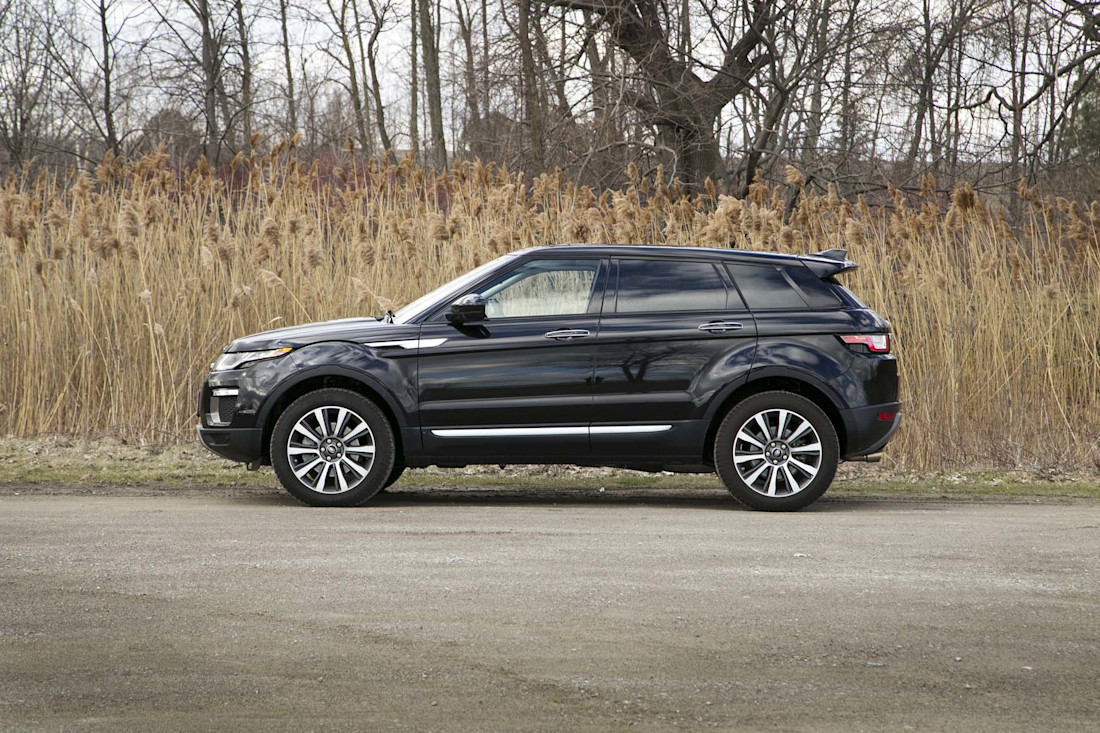 Editorial 2016 lr range rover evoque jw 02