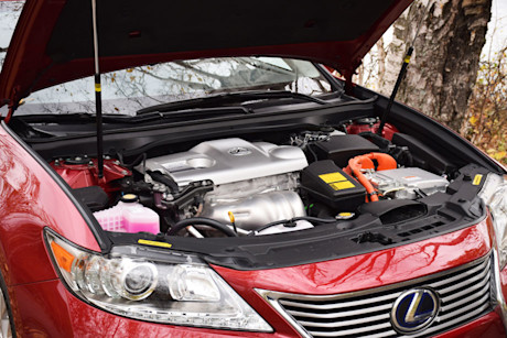 Editorial 2015 lexus es 300h jp 15 5197