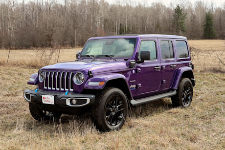 Editorial 2023 jeep wrangler sahara 4xe 04 jm