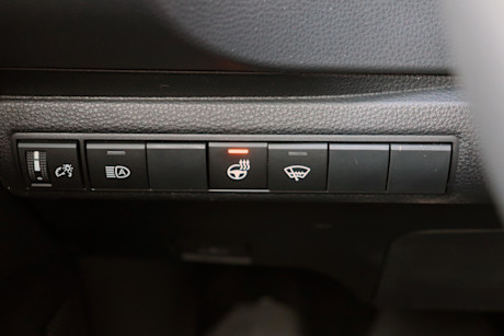Editorial 2024 toyota corolla hatchback xse td 240115 27 jm