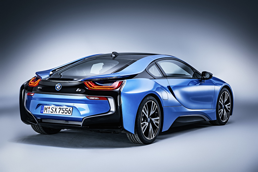 opvolger-van-bmw-i8-heeft-een-hoge-kont-en-meer-motoren-dan-jij-denkt-2024-05.jpg