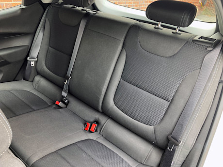 Chevrolet Bolt 1LT 2022 : essai routier Body Image