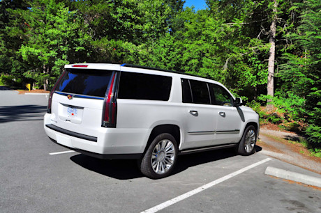 Editorial 2017 cadillac escalade esv platinum 04 mb