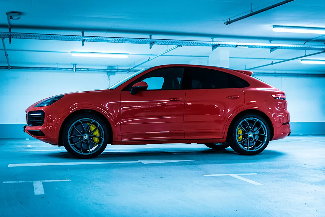 Cayenne-Coupe-Side2 Cayenne-Coupe-Side2