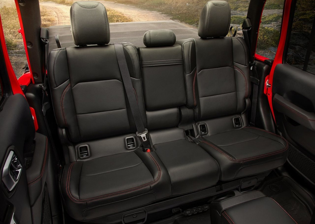 Jeep-Gladiator-2020-1280-b6.jpg