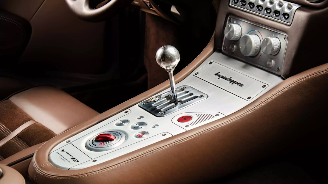 Touring-Supereggera-Veloce-ferrari-550 (7).jpg