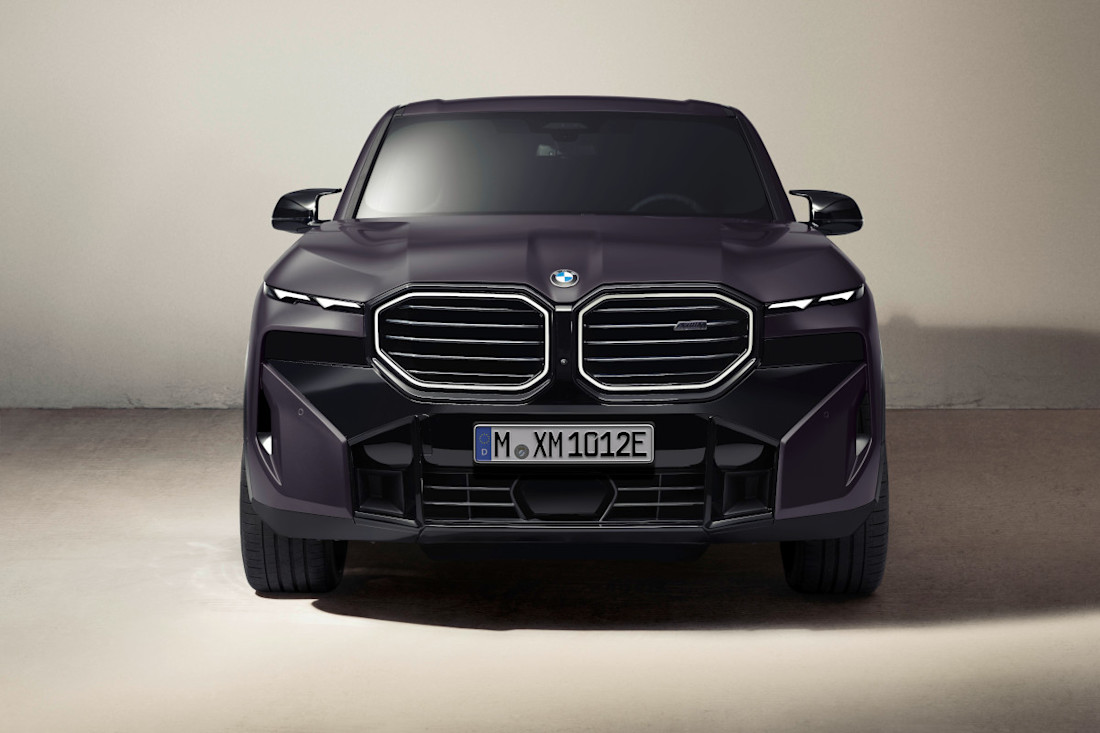 BMW-XM-by-Kith-2024 (14).jpg