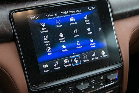 Editorial 2020 maserati quattroporte sq4 gran lusso 27 jw