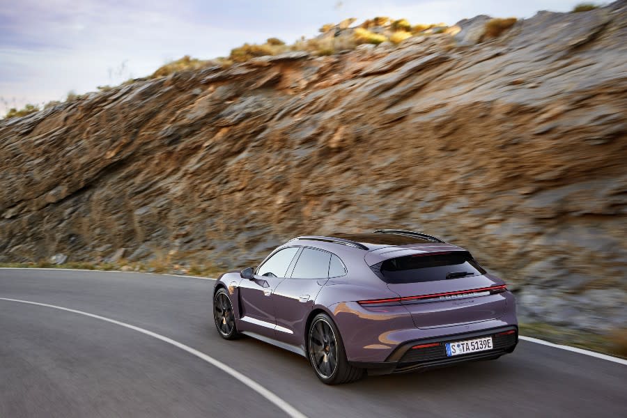 porsche-taycan-2024.conduccion.jpg