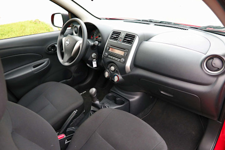 Editorial 2018 nissan micra s 25 jm