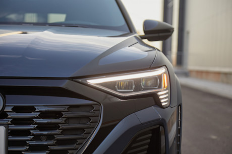 Editorial 11 audi sq8 sportback e tron