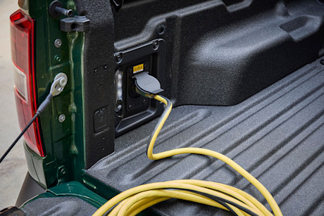 Editorial 2025 ford maverick refresh 240730 19