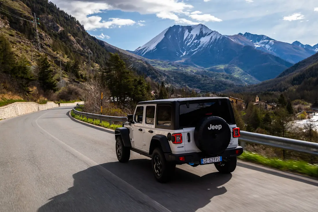 jeep wrangler unlimited rubicon 4xe 37