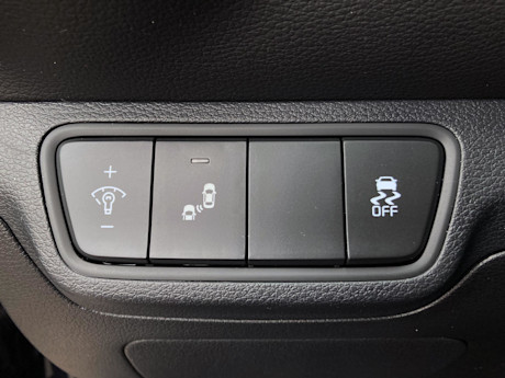 Kia Forte5 EX iVT 2022 : essai routier Image