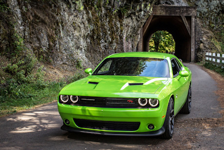 Editorial 09 bm 2015 dodge challenger