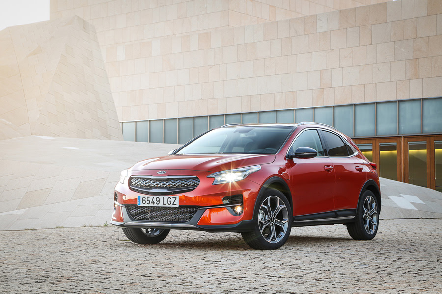 KIA - NUEVO XCEED PHEV - CALIDAD WEB_001.jpg