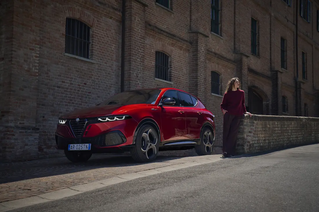 Alfa Romeo Tonale 2026-12