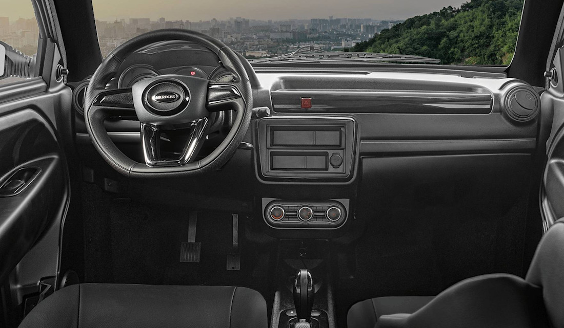 microcar-m-go-interior