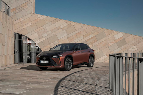 Lexus RZ 450e