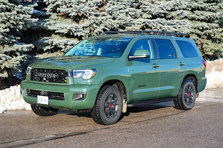Editorial 2020 toyota sequoia sr5 trd pro 02 jm
