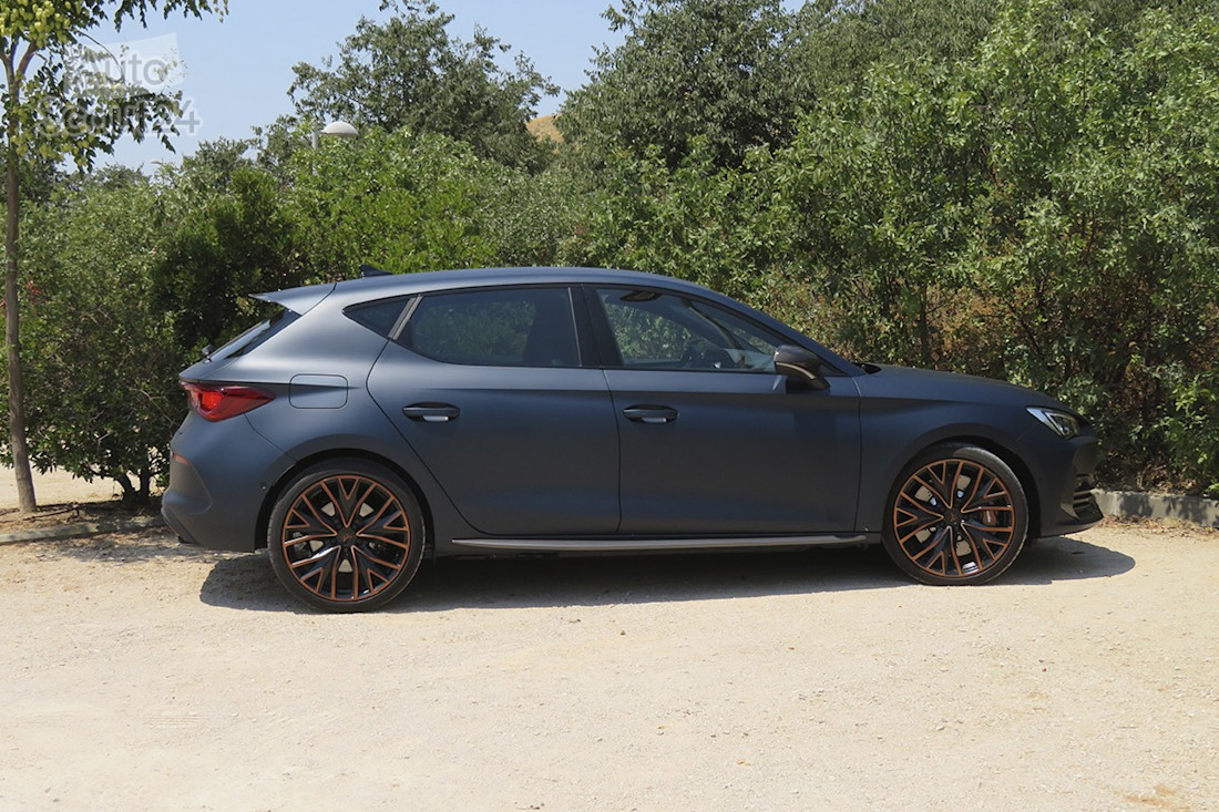 6_cupra_le__n_245_cv_VZ_CUP.JPG