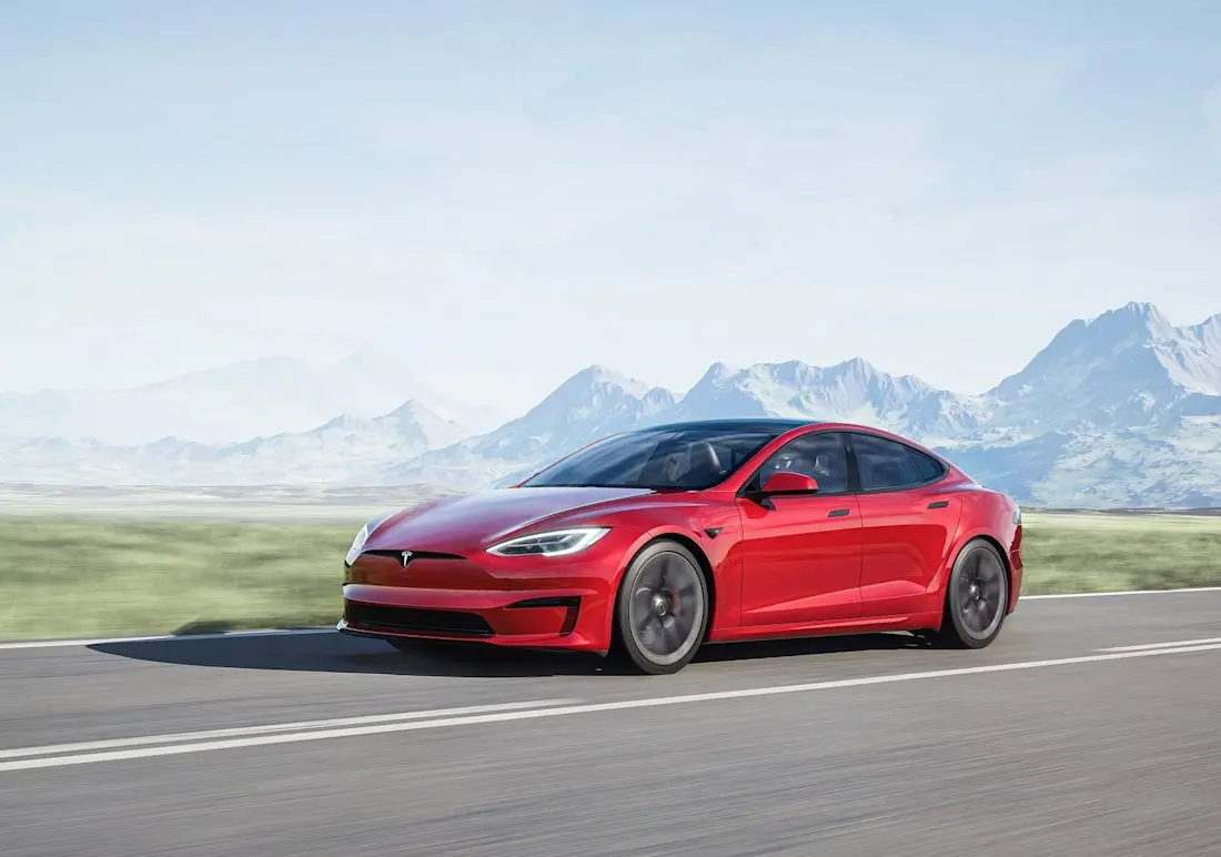 tesla-model-s-side