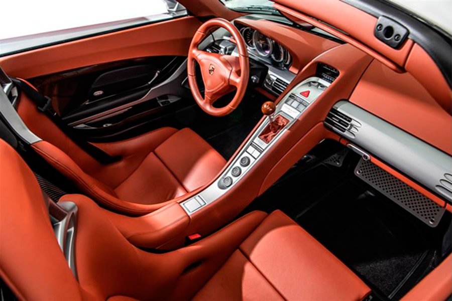 Porsche-Carrera-GT-14.jpg