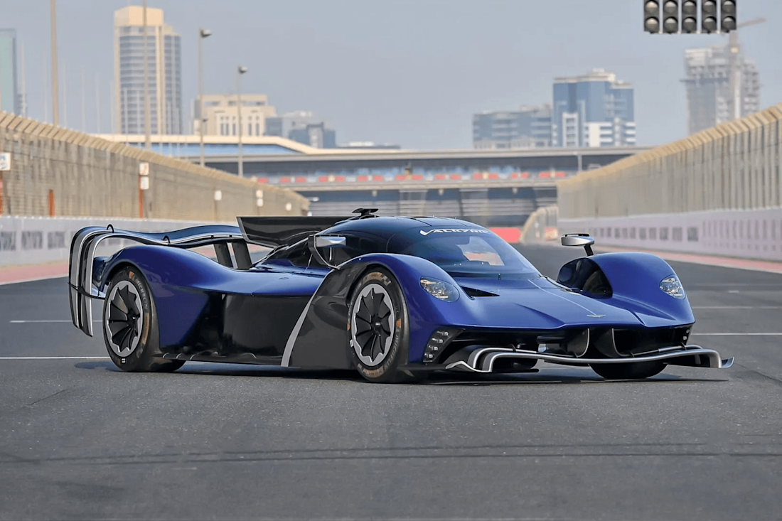Aston-martin-Valkyrie-AMR-Pro (6).png