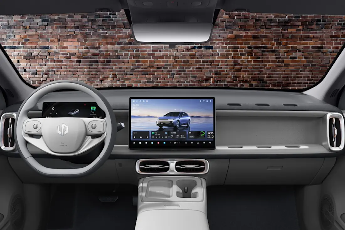 BEBE20260430 Leapmotor B05 03