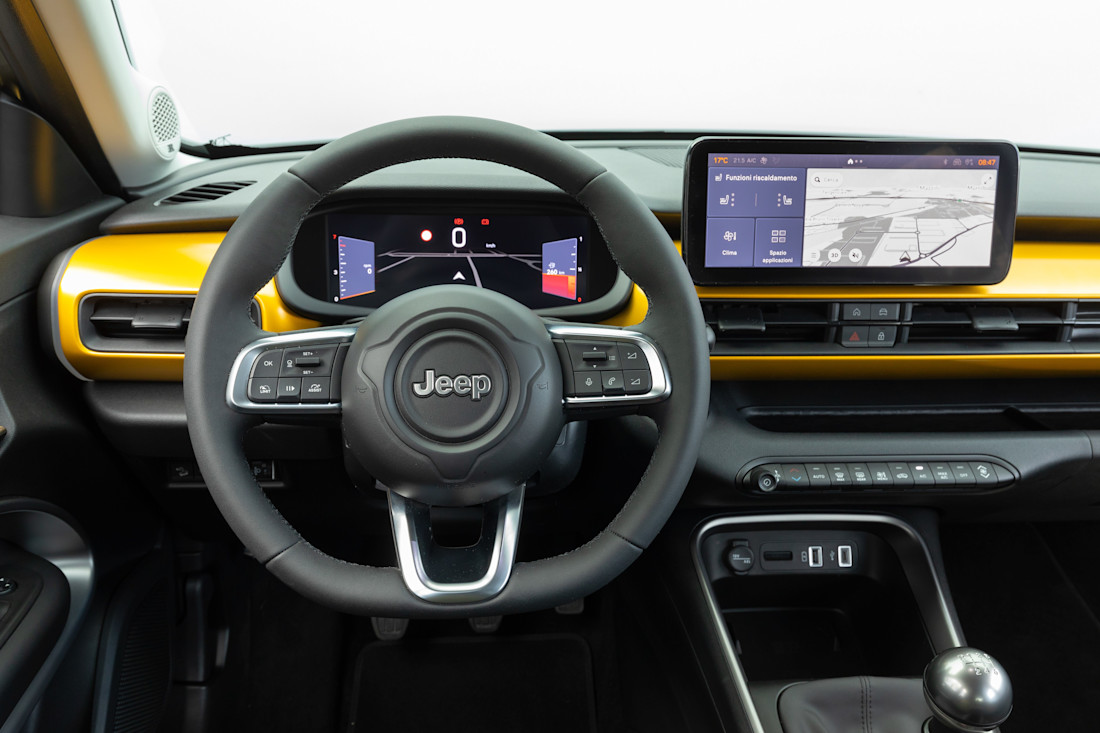 Su Auto in edicola: Jeep Avenger 1.2 benzina, la prova