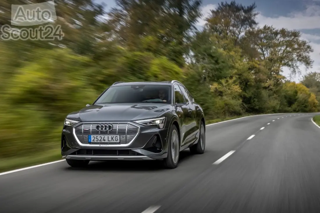 Audi e-tron Sportback alta 73 (1) Audi e-tron Sportback alta 73 (1)