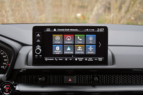 Editorial 2023 honda cr v touring hybrid 230619 17 sha