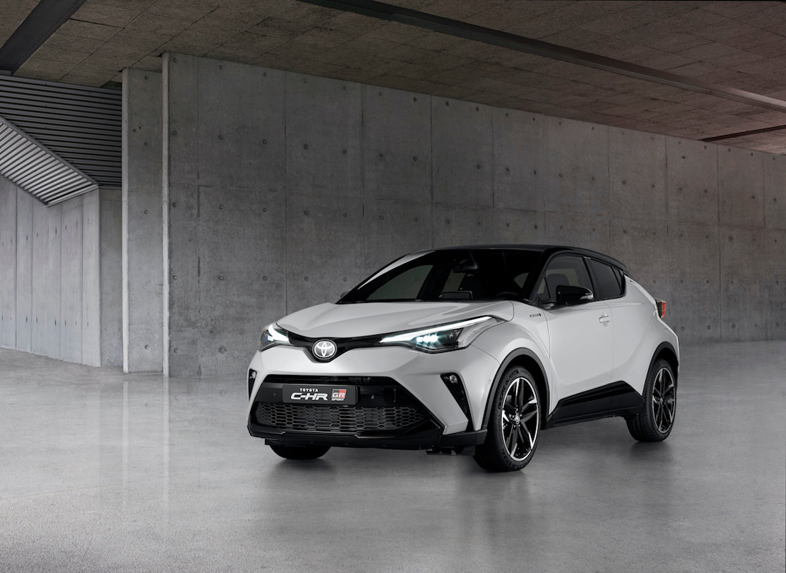 La Toyota C-HR GR Sport s'habille d'une robe sportive