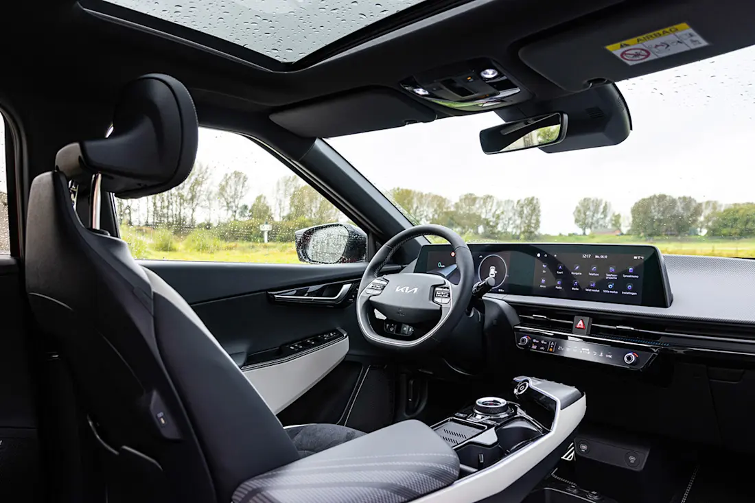Cr 3 Kia EV6 AS24 Car Reviews 4
