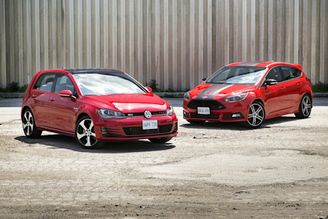 Editorial 2015 ford focus st vs volkswagen golf gti jw 02