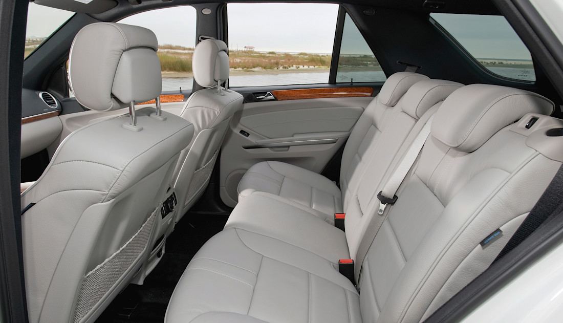 mercedes-benz-ml-320-seats