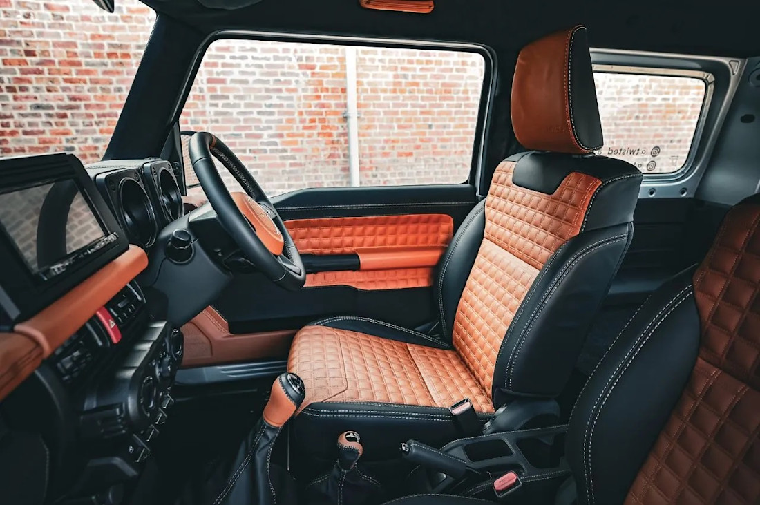 Suzuki-jimny-twisted-2023-autoscout24 (8).jpg