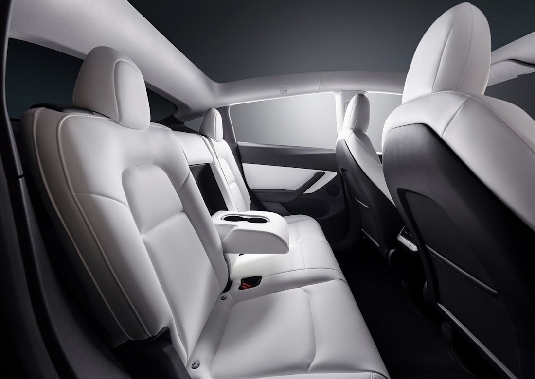Tesla-Model Y seats
