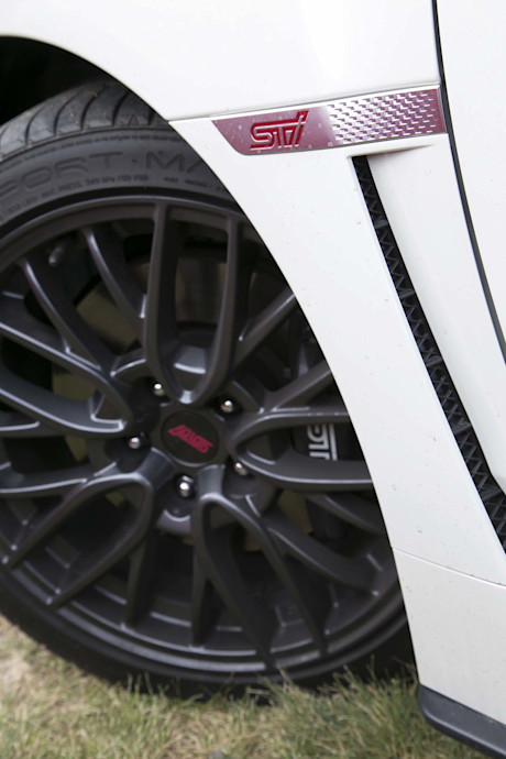 Editorial 2016 subaru wrx sti jw 07