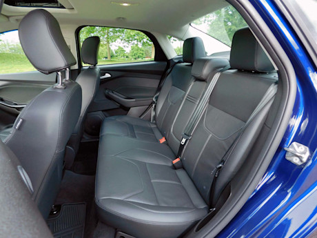 Editorial 2016 ford focus titanium sh 15