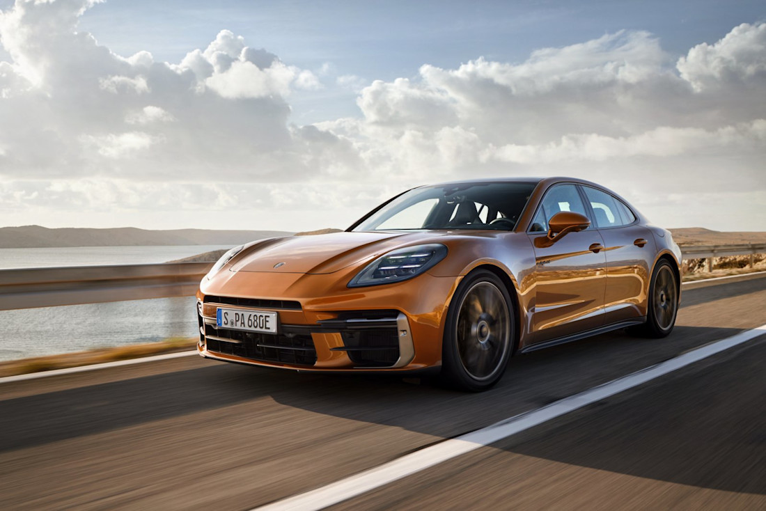 Vernieuwde Porsche Panamera (2024) is een held op sokken